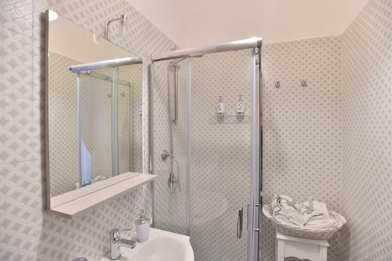 Residenza D'Epoca B&B Celeste Caserta Bagian luar foto