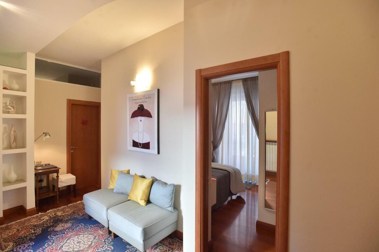 Residenza D'Epoca B&B Celeste Caserta Bagian luar foto