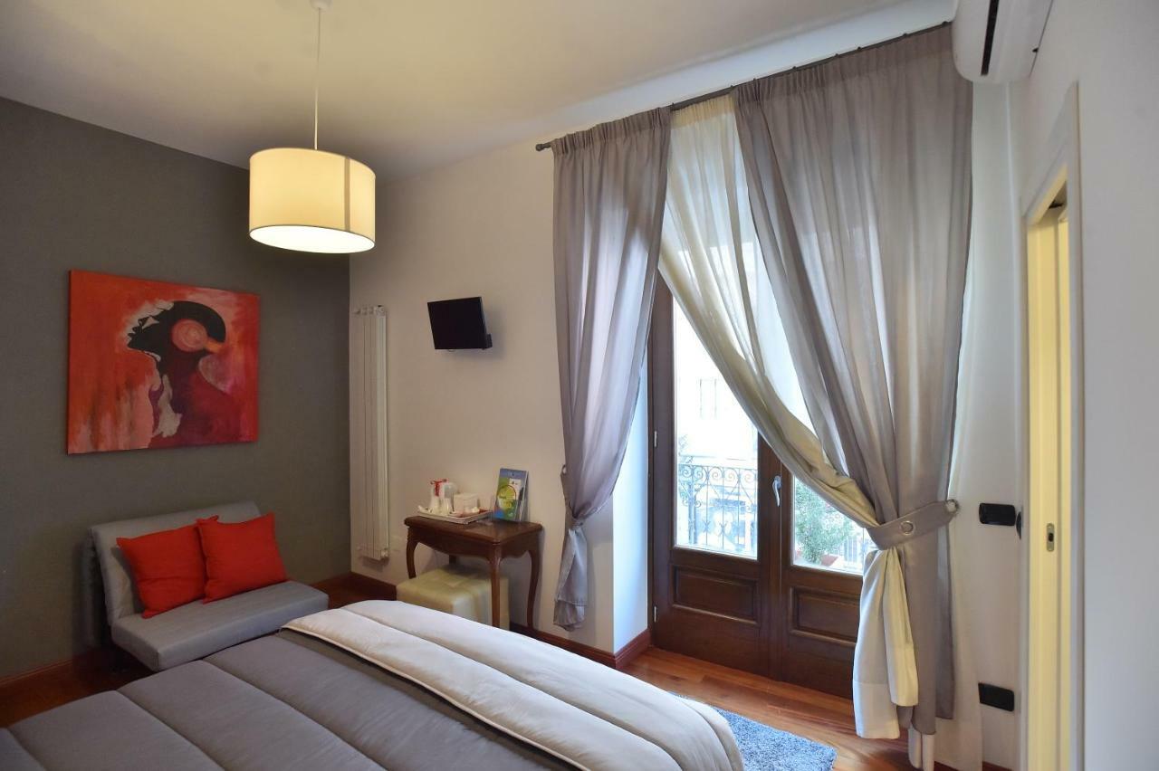 Residenza D'Epoca B&B Celeste Caserta Bagian luar foto